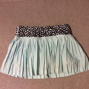 Lululemon skort BARELY WORN